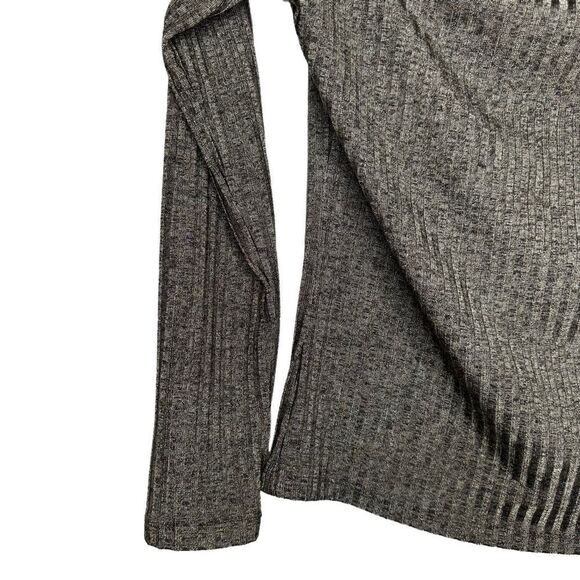 Charlotte Russe Gray Ribbed Knit Off Shoulder Top - Picture 7 of 10